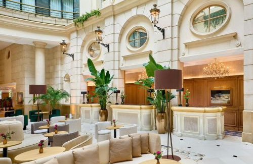 Faubourg-du-Roule Hotel | Paris Marriott Champs Elysees Hotel
