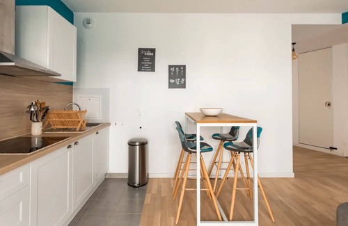 Gif-sur-Yvette Apartment | Paris Saclay Moulon Ecoles Commodités Parking Bus