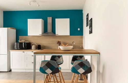 Gif-sur-Yvette Apartment | Paris Saclay Moulon Ecoles Commodités Parking Bus