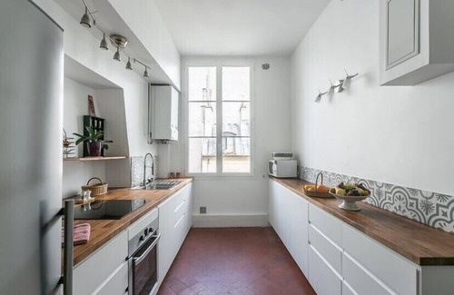 4th Arrondissement Apartment | Paris-sur-seine-chez-caroline