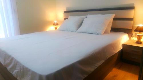 Ohrid Apartment | Park Ej's Lake and Pool View A90