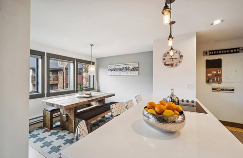 Historic District Condo | Park Place 302C: Great Location-Walk to Town & Skiing.