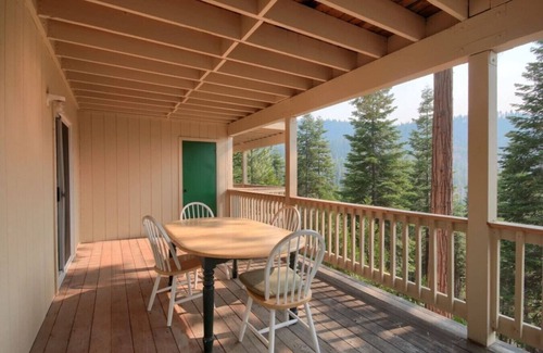 Yosemite National Park House | Park Reservations Included/Sleeps 8/Yosemite