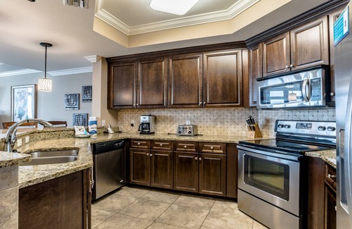Orange Beach Condo | PARKING LEVEL,BEACHFRONT! Lovely 3BR/4BA at Oasis, formerly Phoenix West II!