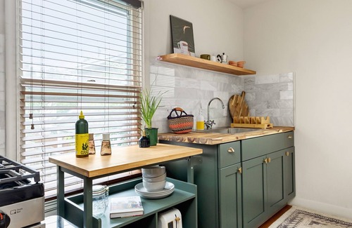 Mahncke Park House | Parkside Mid-Century Charmer in San Antonio
