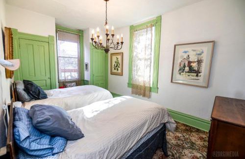 Homestead Apartment | Parkside Paradise Elegant Victorian Home Just Steps from the Park