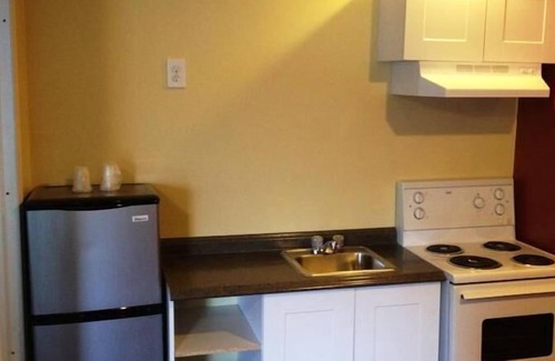 Argyle Hotel | Parkway Motel