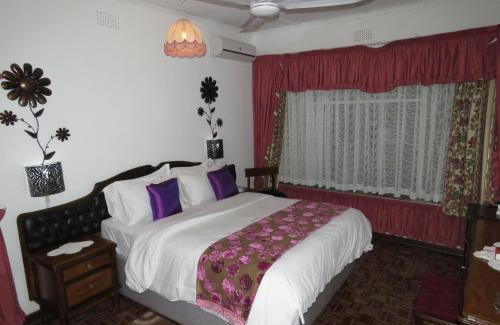 Bulawayo Cabin | Parrot Lodge