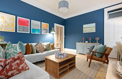 Bonnington Apartment | Pass the Keys Homely Central 2 bedroom