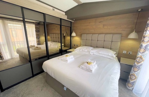 Lockerbie House | Pass the Keys | Lakeside Shooting Fishing Lodge Sleeps 6 HTub