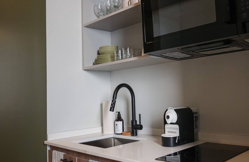 Santurce Hotel | Patio Elba Suites