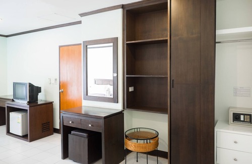 Patong Hotel | Patong Moon Inn Guesthouse