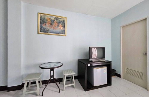 Patong Hotel | Patong Moon Inn Guesthouse
