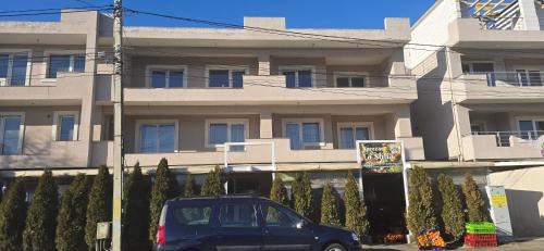 Curtea De Arges Apartment | Paula