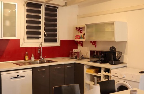 Pont de Vivaux Apartment | Pavillon en loft 87 M 10e, jacuzzi
