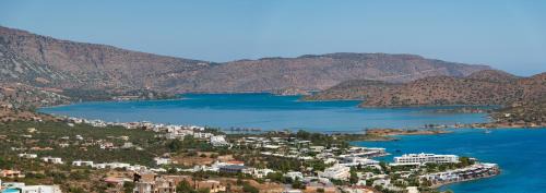 Elounda House | Pavlakis Lemon-Tree House