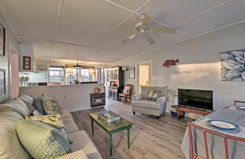 Pawleys Island House | Pawleys Island House, - Steps to Beach & Creek!