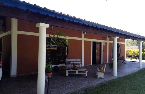 Colonia Carolina House | Peñemboha Katu