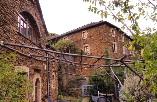 Saint-Pierre-Saint-Jean House | Peace and nature