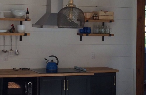 Waupoos Cottage | Peace and tranquility