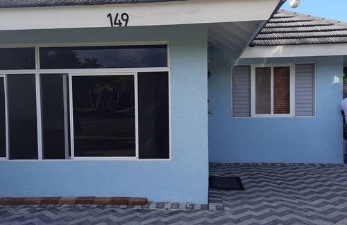 St. Ann's Bay House | Peaceful and Safe