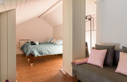 Vielha Apartment | Peaceful Apartment in Vielha with Swimming Pool