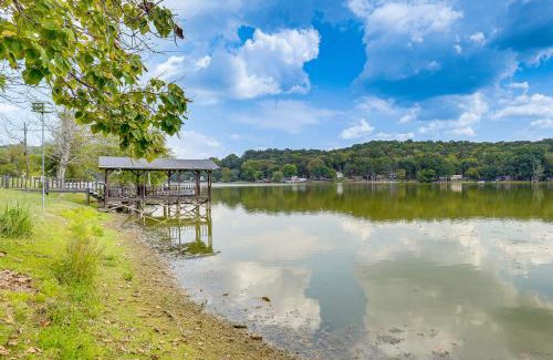 Ardmore House | Peaceful Cabin at Lake Logan with Spacious Yard!