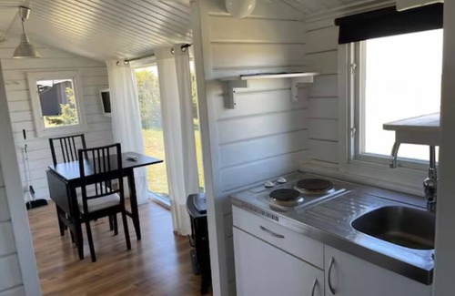 Morbylanga Cabin | Peaceful Cabin With Walking Distance to Alvaret Unesco World Heritage