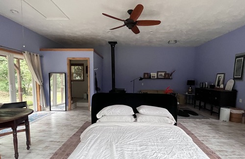 Fall Creek Cabin | Peaceful Cabin, Wood-fired sauna, grill by creek, work remote