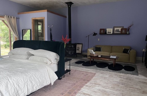 Fall Creek Cabin | Peaceful Cabin, Wood-fired sauna, grill by creek, work remote