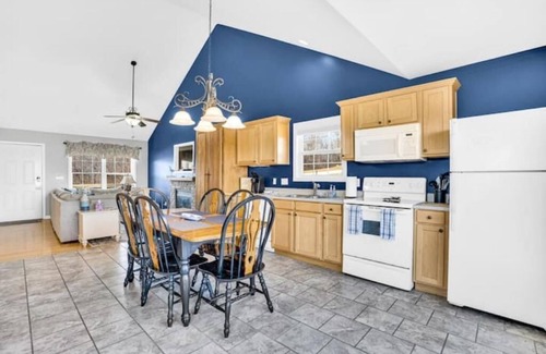 Taylorsville Cottage | Peaceful Cottage Minutes from Lake Access