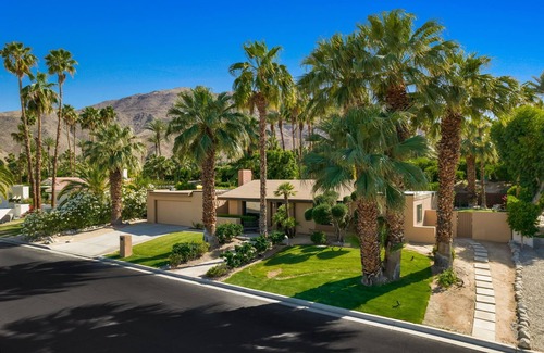 Magnesia Falls Cove House | PEACEFUL EASY FEELING - Private Pool & Mountain Views - Perfect for Monthly Stay
