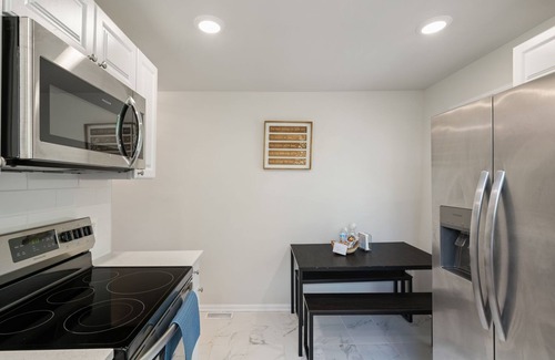 Stafford House | Peaceful Hideaway in the Heart of It All!