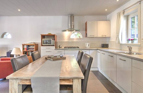 Wesepe House | Peaceful Holiday Home in Wesepe with Garden
