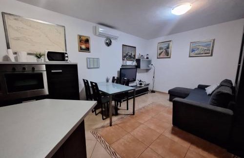 Dol House | Peaceful Island Haven with Pool, BBQ & Games Area - Four Bedroom Holiday Home