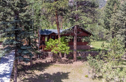 Cascade-Chipita Park House | Peaceful Mtn Cabin; Base Camp for Adventure; Fast WiFi