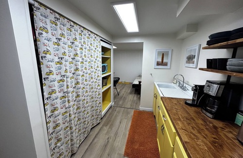 Country Homes House | Peaceful neighborhood with trails in North Spokane near Whitworth College