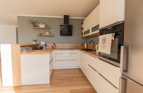 Poljubinj House | Peaceful Oasis in Nature Holiday Home with Terrace and Sauna - Three Bedroom Holiday Home with Terrace and Sauna