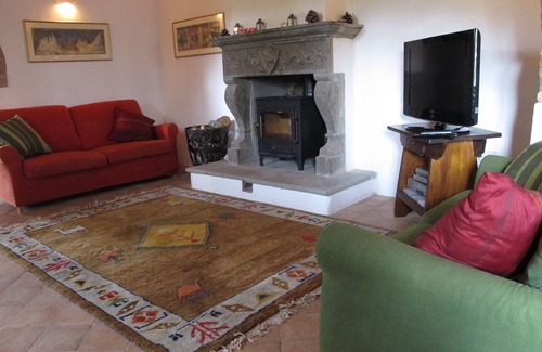 Monterchi Other | Peaceful, private, well-equipped family holiday home with stunning views