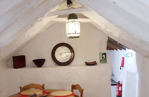 Iznajar House | Peaceful retreat for up to 4 people