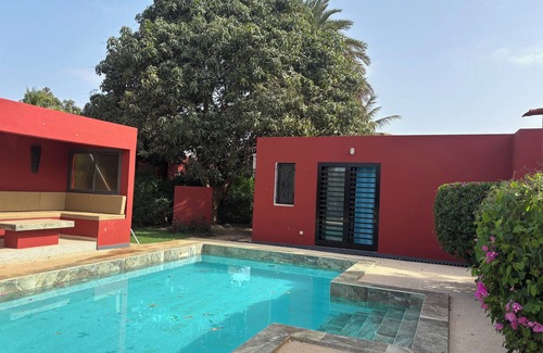 Ngaring House | Peaceful vacation 15 minutes from Saly with swimming pool. Vehicle rental available