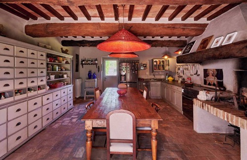 Montone Villa | Peaceful Villa in the Umbrian Hills of Italy