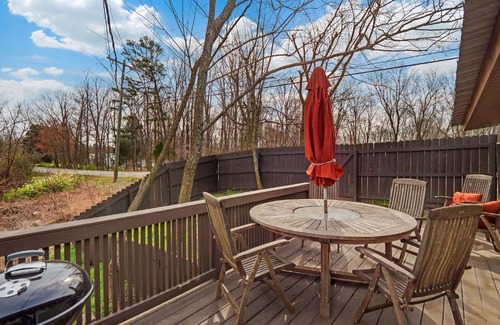 Lookout Mountain House | Peach Bluff House