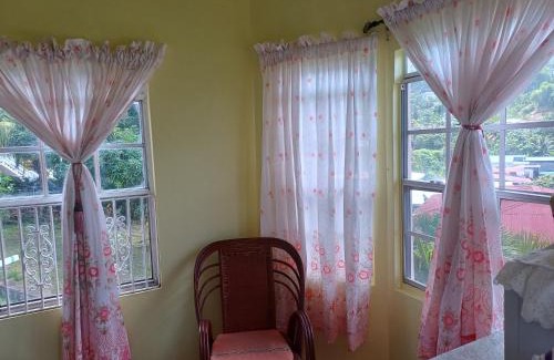 St. George's House | PeachBloom Terrace Inn
