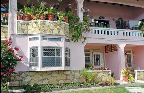 St. George's House | PeachBloom Terrace Inn