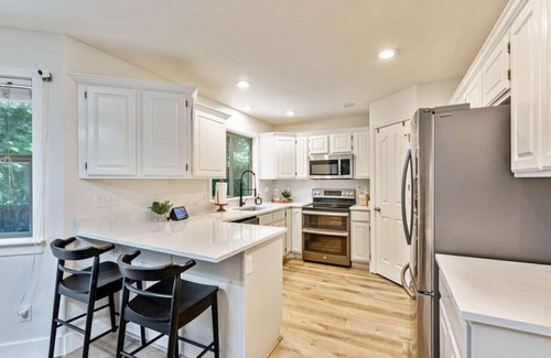 Pleasant Grove House | Peakview Paradise | Backyard | Free Massage*