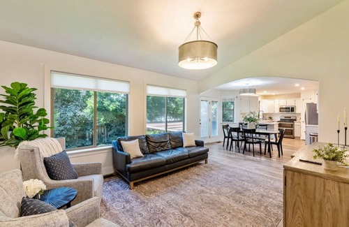 Pleasant Grove House | Peakview Paradise | Backyard | Free Massage*