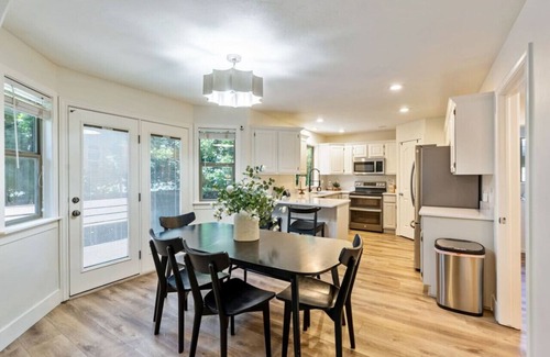 Pleasant Grove House | Peakview Paradise | Backyard | Free Massage*