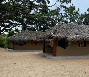 Lahugala Resort | Peanut Farm Surf and Wild Resort - Arugambay