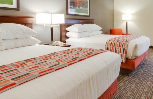 Miner Hotel | Pear Tree Inn Sikeston